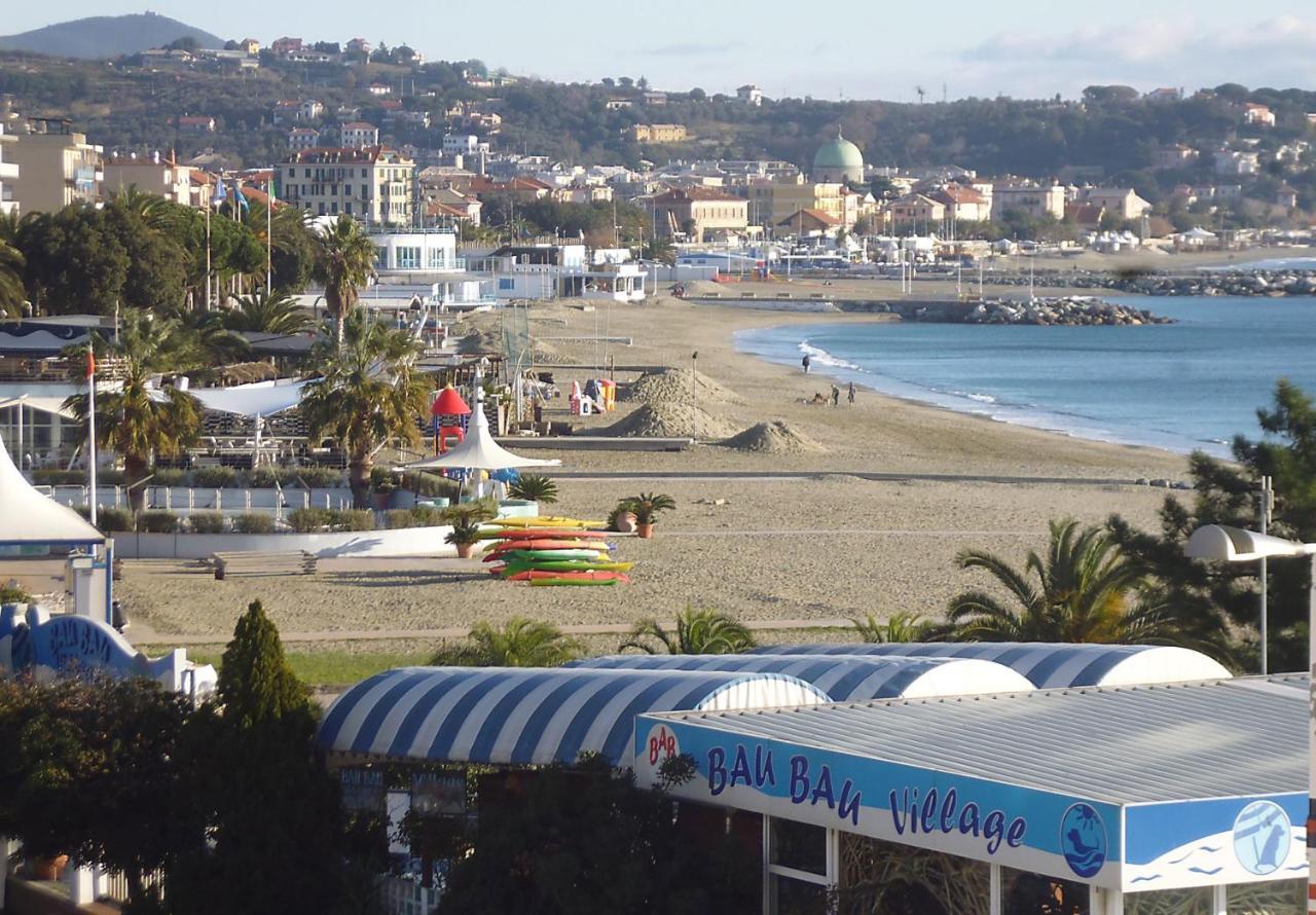 House By The Sea Daire Albissola Marina Dış mekan fotoğraf